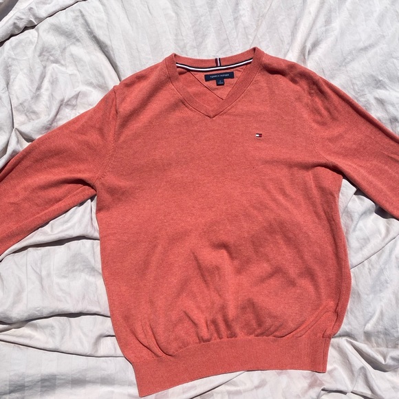 Tommy Hilfiger V Neck Knit Jumper - Picture 1 of 3